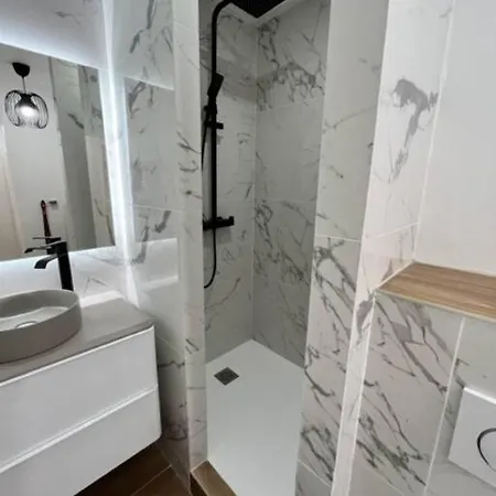 Neuf 4pers, Remparts * Guérande