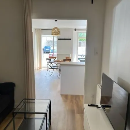 Neuf 4pers, Remparts