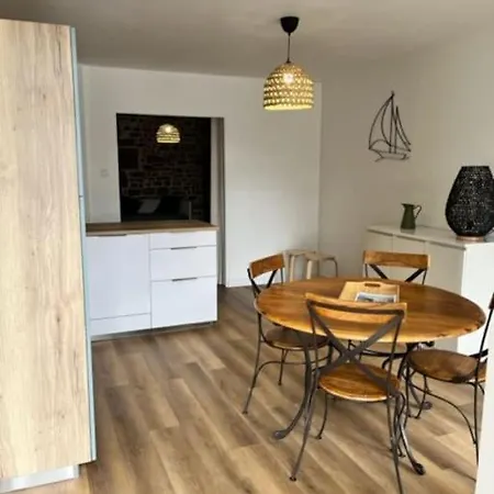 Neuf 4pers, Remparts *