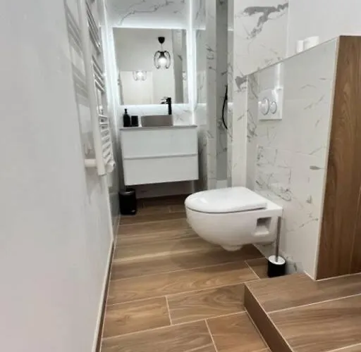 Neuf 4pers, Remparts *