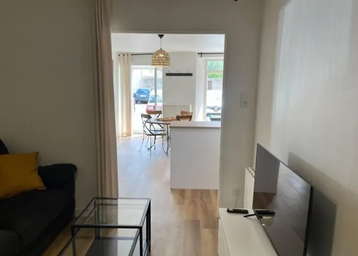 Neuf 4pers, Remparts